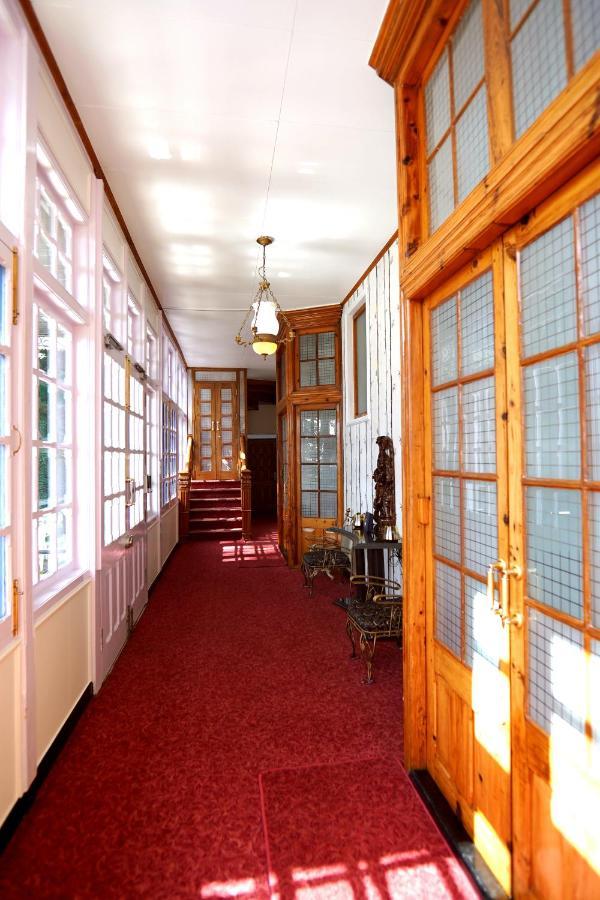 The Edgeworth Bed & Breakfast ชิมลา ภายนอก รูปภาพ