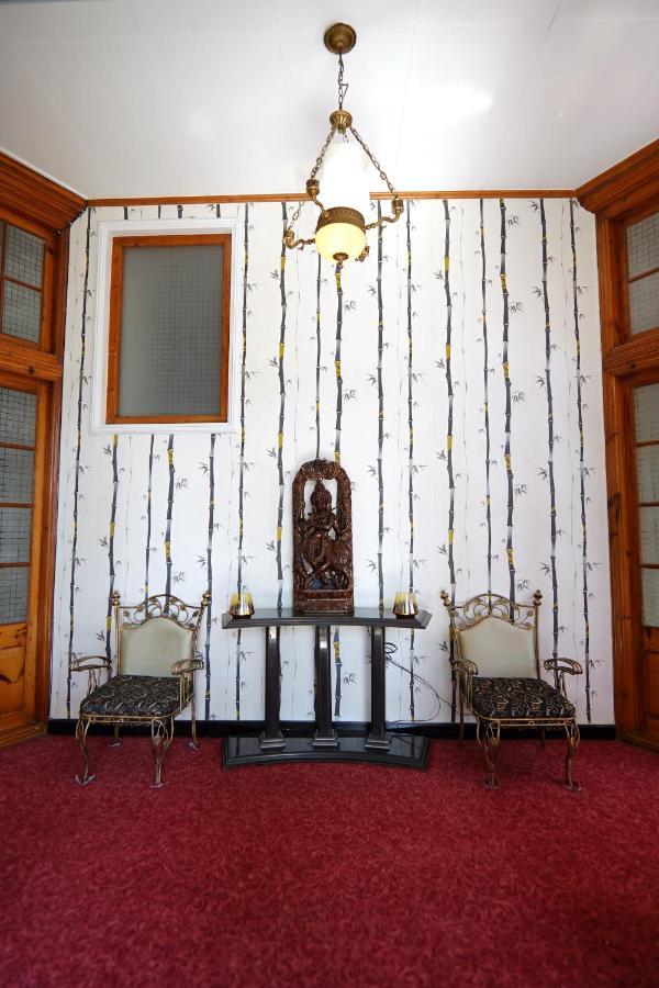 The Edgeworth Bed & Breakfast ชิมลา ภายนอก รูปภาพ